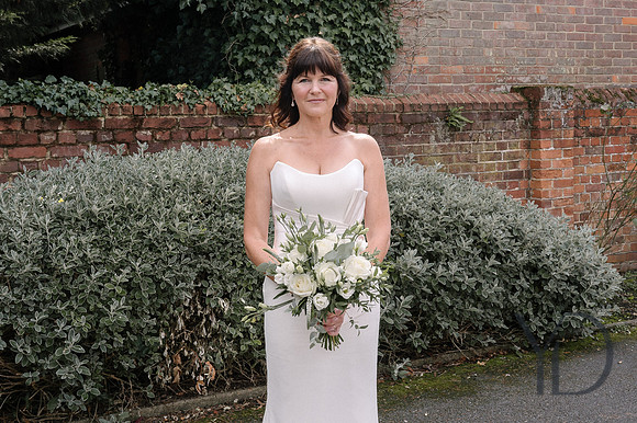 Deborah & Neils wedding in Beconsfield- 024