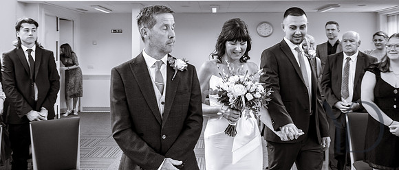 Deborah & Neils wedding in Beconsfield- 034