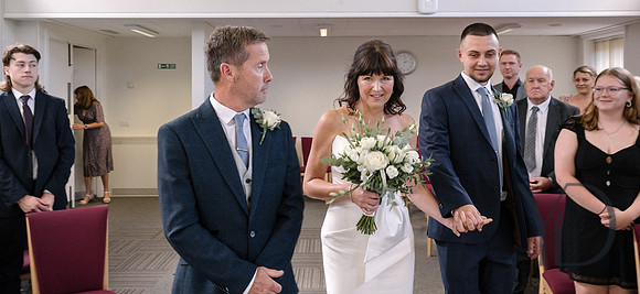 Deborah & Neils wedding in Beconsfield- 035