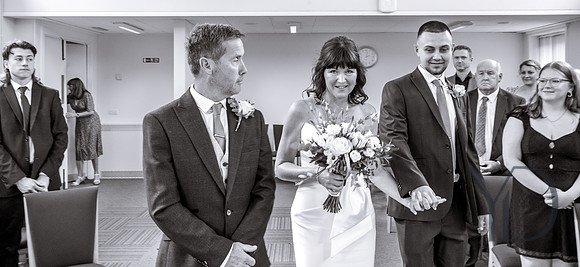 Deborah & Neils wedding in Beconsfield- 036