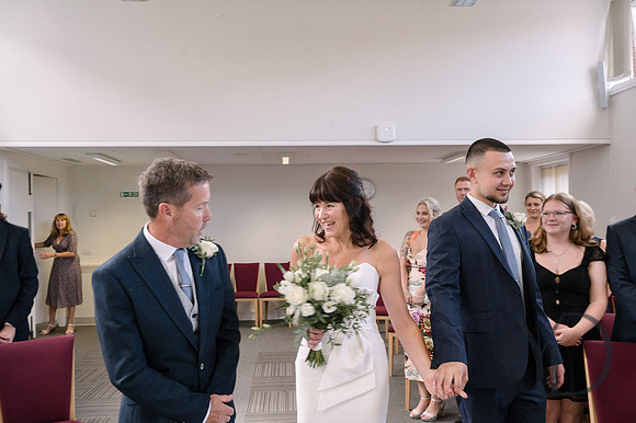 Deborah & Neils wedding in Beconsfield- 038