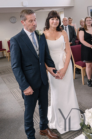 Deborah & Neils wedding in Beconsfield- 041