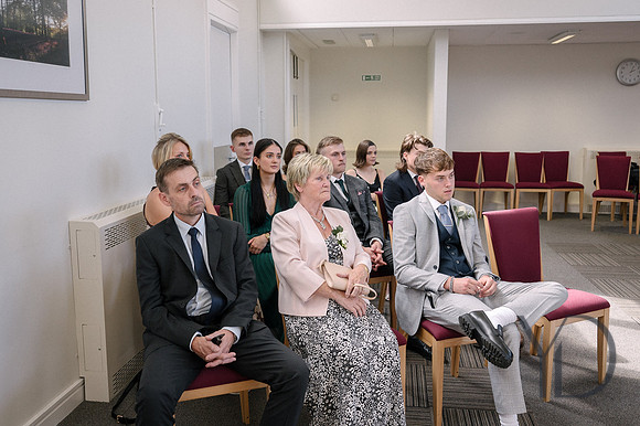Deborah & Neils wedding in Beconsfield- 055