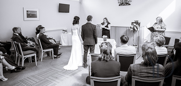 Deborah & Neils wedding in Beconsfield- 057