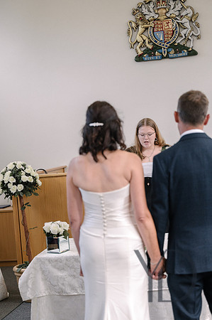 Deborah & Neils wedding in Beconsfield- 059