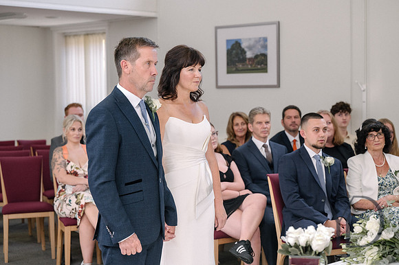 Deborah & Neils wedding in Beconsfield- 063