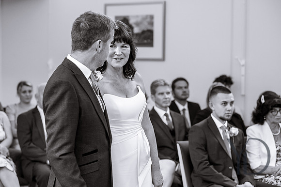 Deborah & Neils wedding in Beconsfield- 069