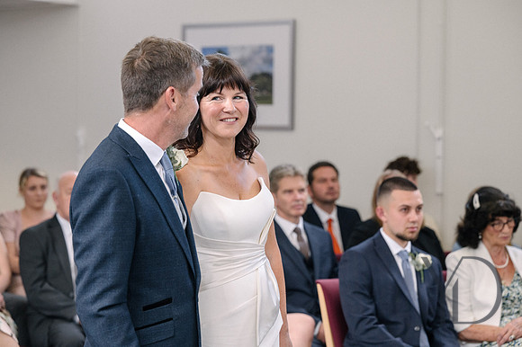 Deborah & Neils wedding in Beconsfield- 071