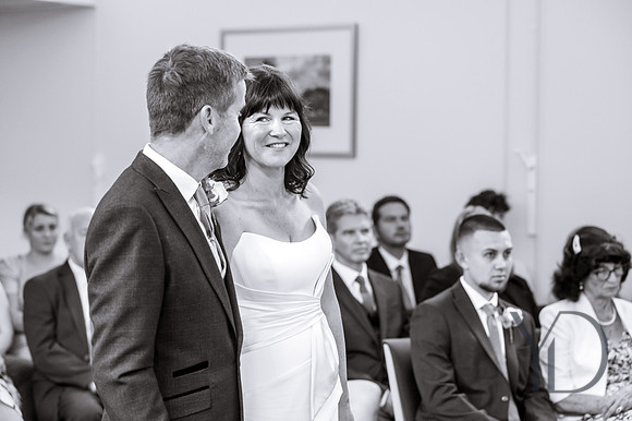 Deborah & Neils wedding in Beconsfield- 072