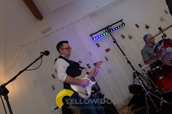 Page & Drews Thame Barns wedding_0473