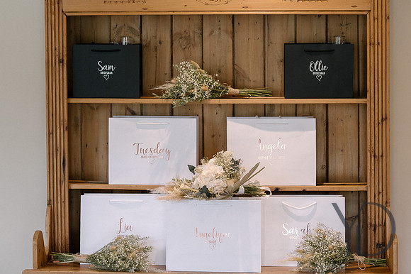 Angelique_Stuart_Notley_barn_wedding-8