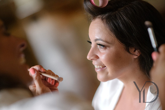 Angelique_Stuart_Notley_barn_wedding-23