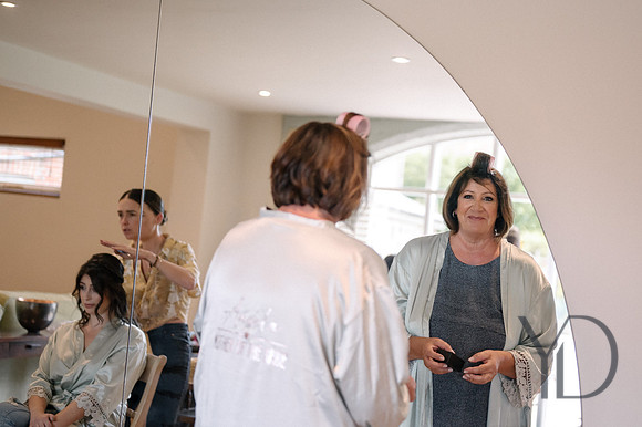 Angelique_Stuart_Notley_barn_wedding-43