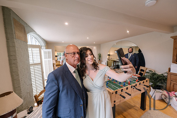 Angelique_Stuart_Notley_barn_wedding-68