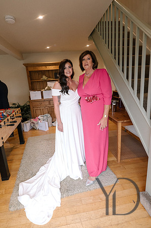 Angelique_Stuart_Notley_barn_wedding-81