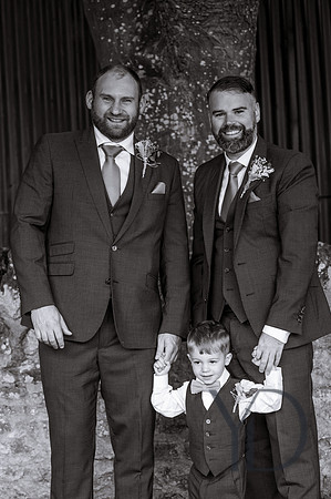 Angelique_Stuart_Notley_barn_wedding-84