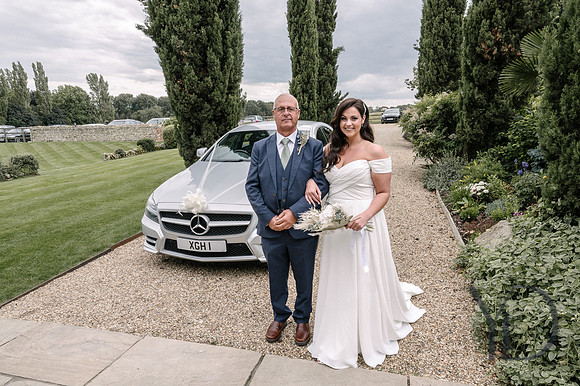 Angelique_Stuart_Notley_barn_wedding-104