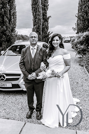 Angelique_Stuart_Notley_barn_wedding-107