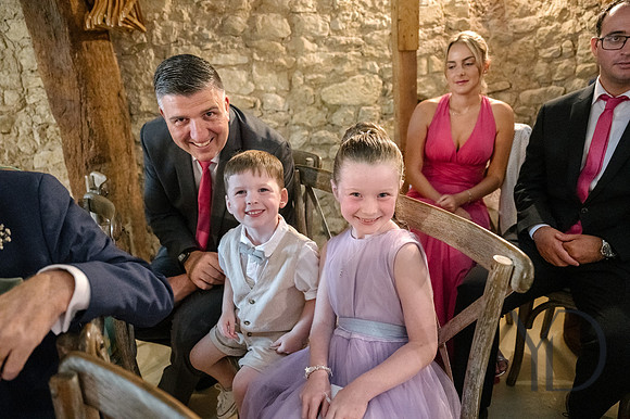 Angelique_Stuart_Notley_barn_wedding-142