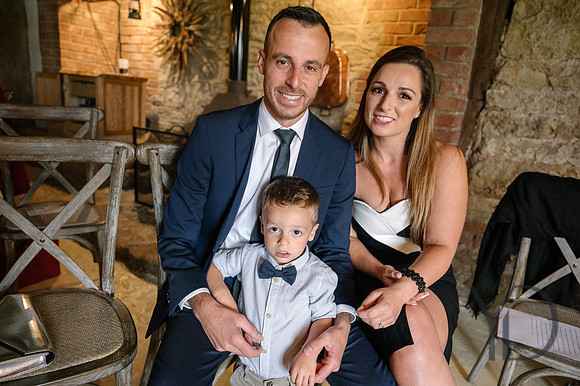 Angelique_Stuart_Notley_barn_wedding-148