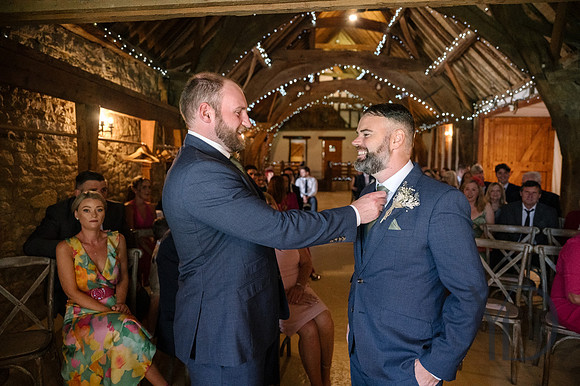 Angelique_Stuart_Notley_barn_wedding-151