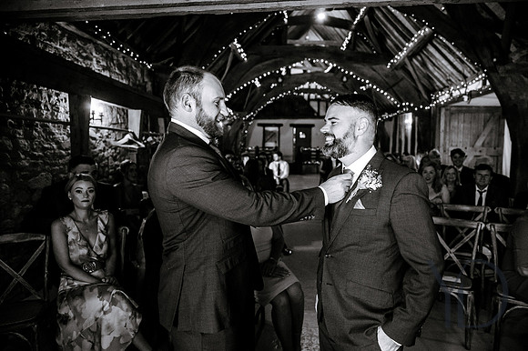 Angelique_Stuart_Notley_barn_wedding-152
