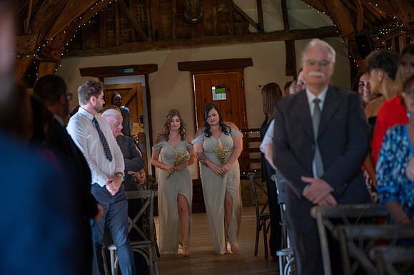 Angelique_Stuart_Notley_barn_wedding-158