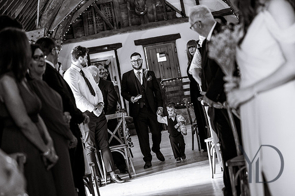 Angelique_Stuart_Notley_barn_wedding-168