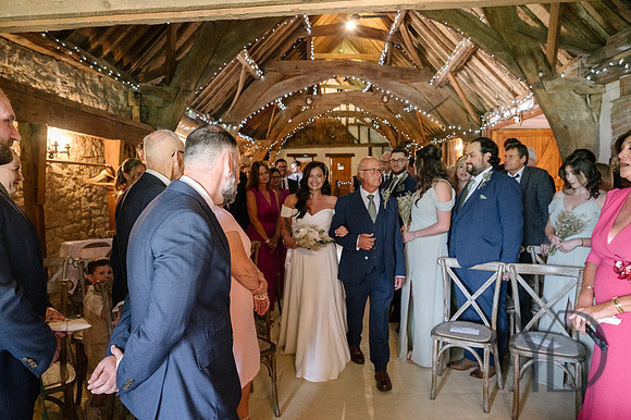 Angelique_Stuart_Notley_barn_wedding-182