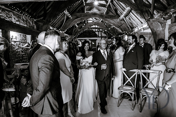 Angelique_Stuart_Notley_barn_wedding-183
