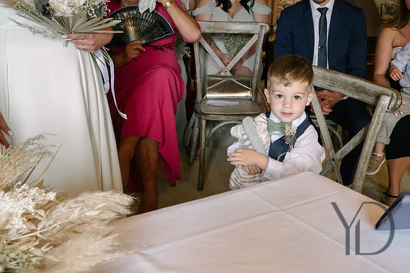 Angelique_Stuart_Notley_barn_wedding-189