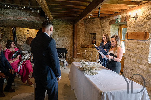 Angelique_Stuart_Notley_barn_wedding-199