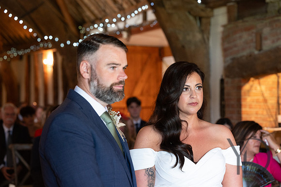 Angelique_Stuart_Notley_barn_wedding-205