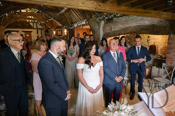 Angelique_Stuart_Notley_barn_wedding-210