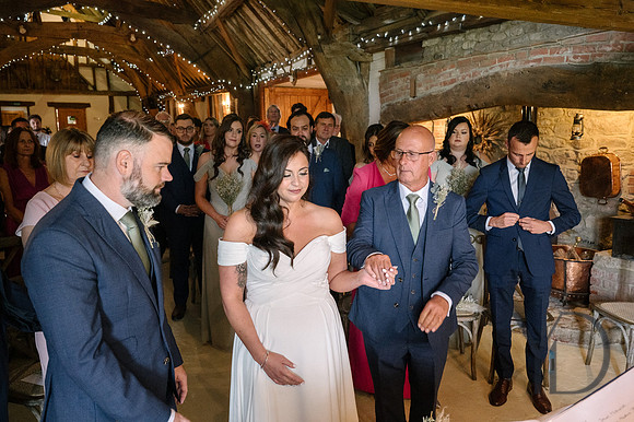 Angelique_Stuart_Notley_barn_wedding-211