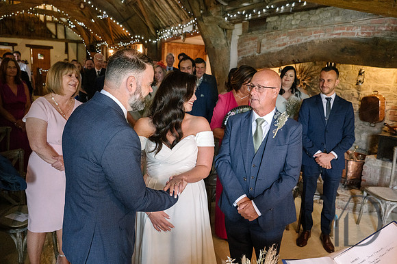 Angelique_Stuart_Notley_barn_wedding-217