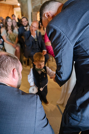 Angelique_Stuart_Notley_barn_wedding-225