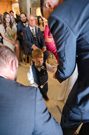 Angelique_Stuart_Notley_barn_wedding-226