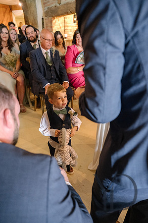 Angelique_Stuart_Notley_barn_wedding-229