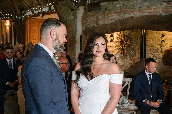 Angelique_Stuart_Notley_barn_wedding-237