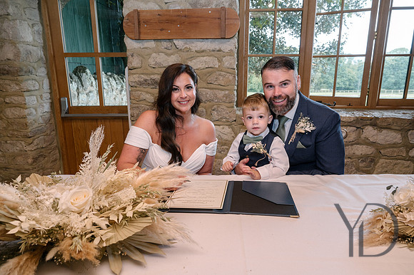 Angelique_Stuart_Notley_barn_wedding-250