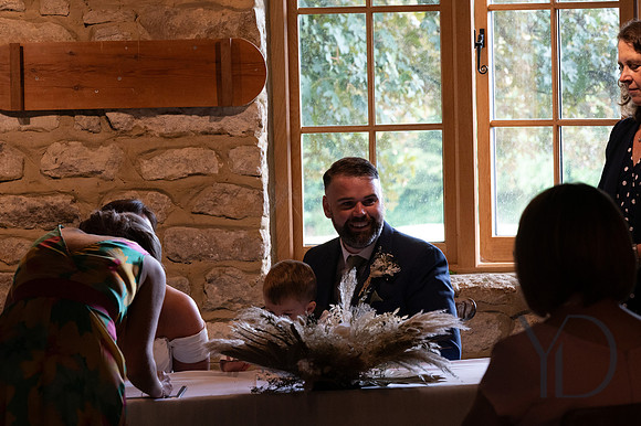 Angelique_Stuart_Notley_barn_wedding-248