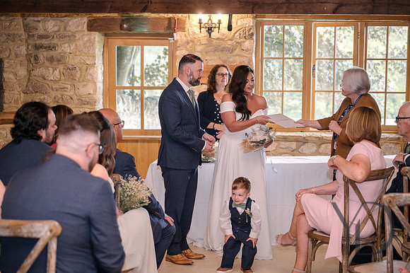 Angelique_Stuart_Notley_barn_wedding-258