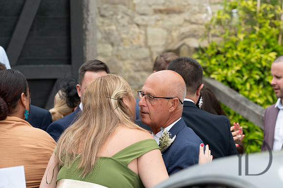 Angelique_Stuart_Notley_barn_wedding-274