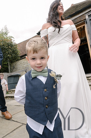 Angelique_Stuart_Notley_barn_wedding-280