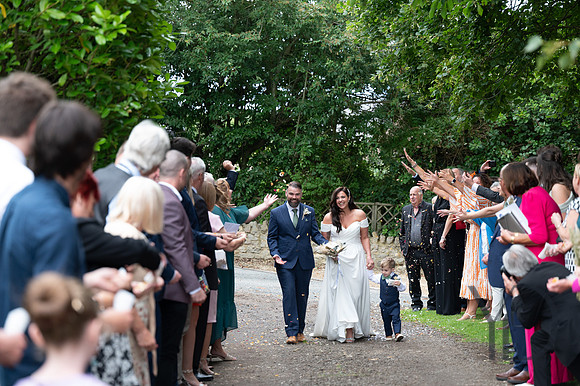 Angelique_Stuart_Notley_barn_wedding-282