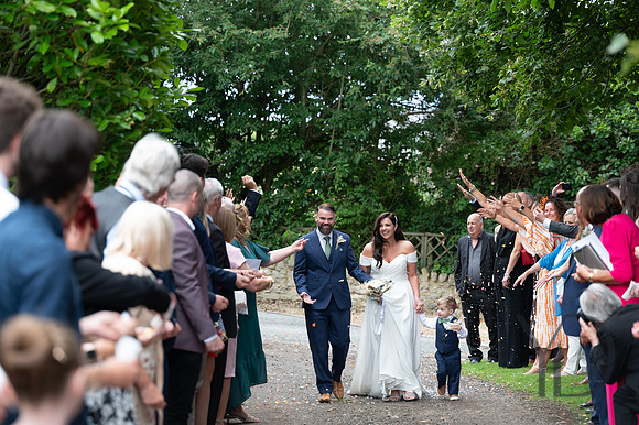 Angelique_Stuart_Notley_barn_wedding-283