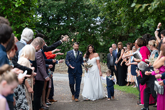 Angelique_Stuart_Notley_barn_wedding-291