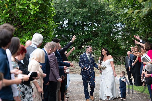 Angelique_Stuart_Notley_barn_wedding-294