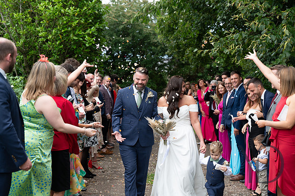 Angelique_Stuart_Notley_barn_wedding-311